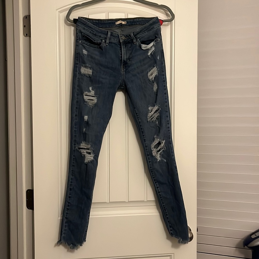 Levi’s Ripped Skinny Jeans
